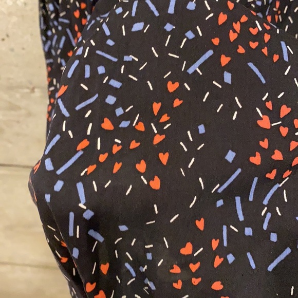 Pockets! BCBGeneration ❤️ Hearts Mini Dress - Picture 4 of 14